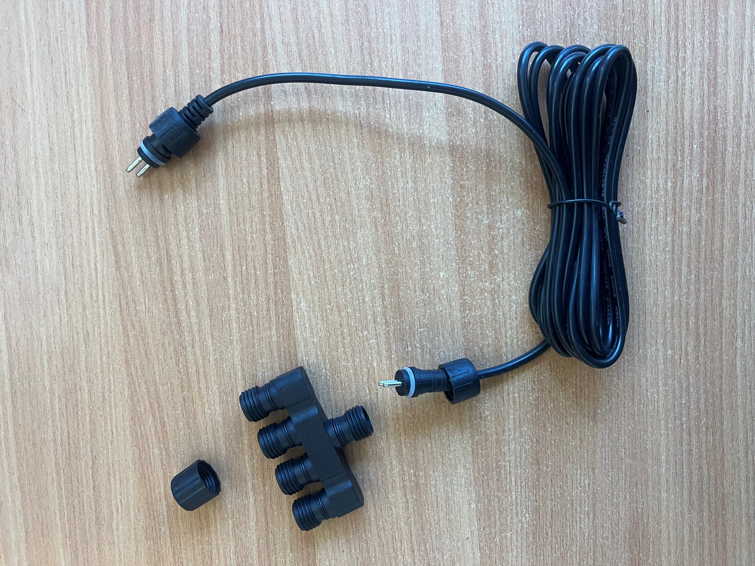 4 to 1 connector with connecting cable