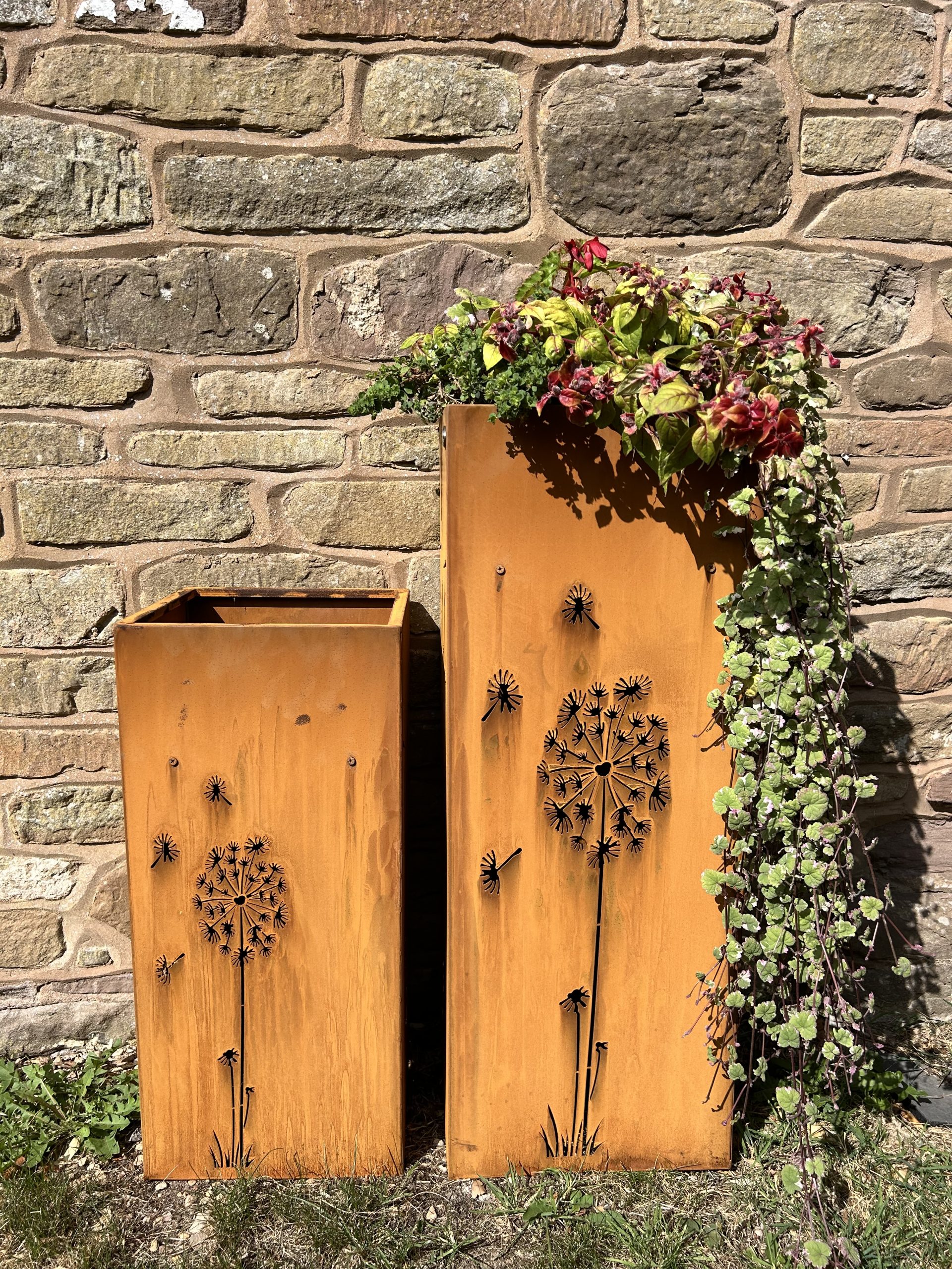 Steel Dandelion Planters – Set of 2 Laser Cut Garden Planters